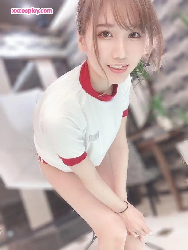 肯肯的紅色ブルマ體操服